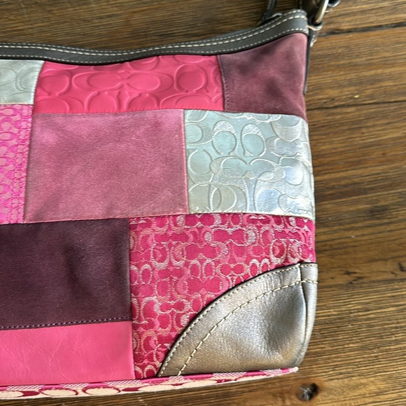 Coach purse, H0893-F12865, Patchwork holiday edition, excellent used condition - Picture 10 of 16